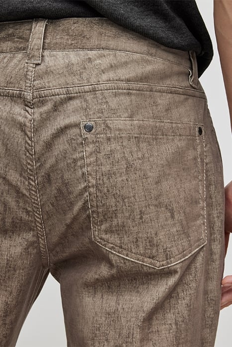 MOTOR CITY FIT - ZIP FLY LOW RISE SLIM FIT JEAN MUSHROOM 6