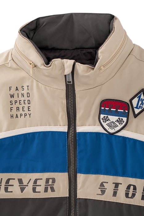 BOYS’ BEIGE, BLUE AND GREY PATCHED JACKET 6