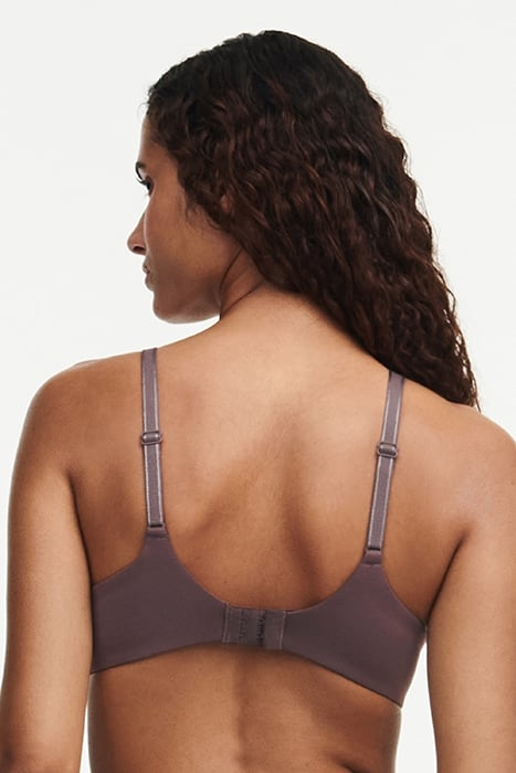 CO BRA TSHIRT COVERING CARDAMONE 2