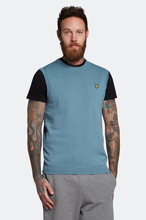 COTTON CREW NECK VEST SKIPTON BLUE by Lyle & Scott