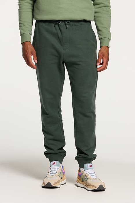 REGULAR JOGGERS CILANTRO GREEN by Shiwi