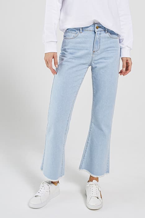 BLUE CROPPED JEANS WITH FRAYED CUFFS by ICODE