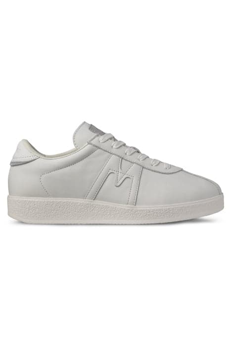 TRAMPAS BRIGHT WHITE/ BRIGHT WHITE WHITE by Karhu