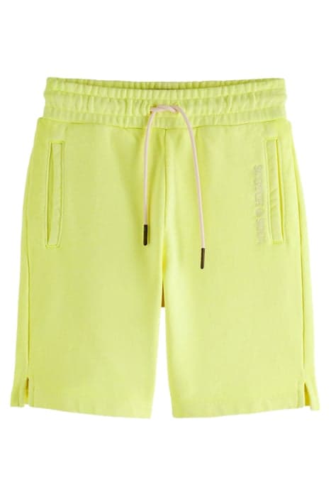 GARMENT-DYED SWEAT SHORT IN ORGANIC COTTON NEON LEMON by Scotch & Soda