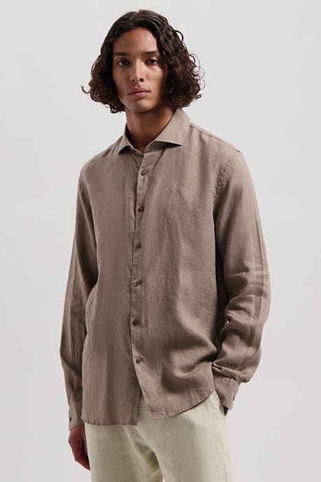 BASIC SHIRT LINEN TIMBER WOLF by Dstrezzed