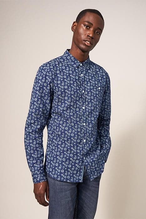 SCATTERED FLOWER PRINTED SHIRT DARK NAVY by White Stuff