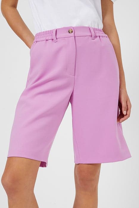 EMIKO WHISPER R BERMUDA SHORT PINK VIOLET by French Connection