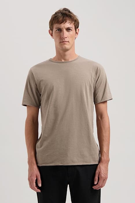 BASIC ROUND NECK TEE SLUB JERSEY DRIFT WOOD DRIFT WOOD by Dstrezzed