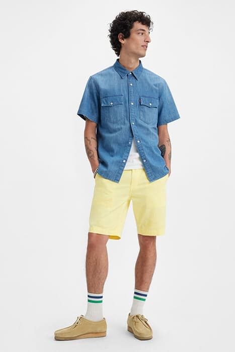 XX CHINO SHORTS II POWDERED YELLOW LW ST by Levi's