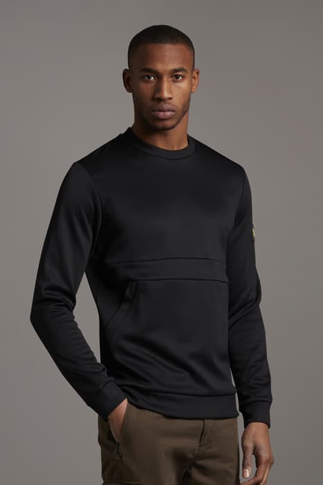 ZIP POCKET SWEATSHIRT JET BLACK by Lyle & Scott