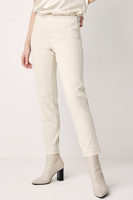 SLIM PANTS COTTON BLEND WHITES by Summum Woman