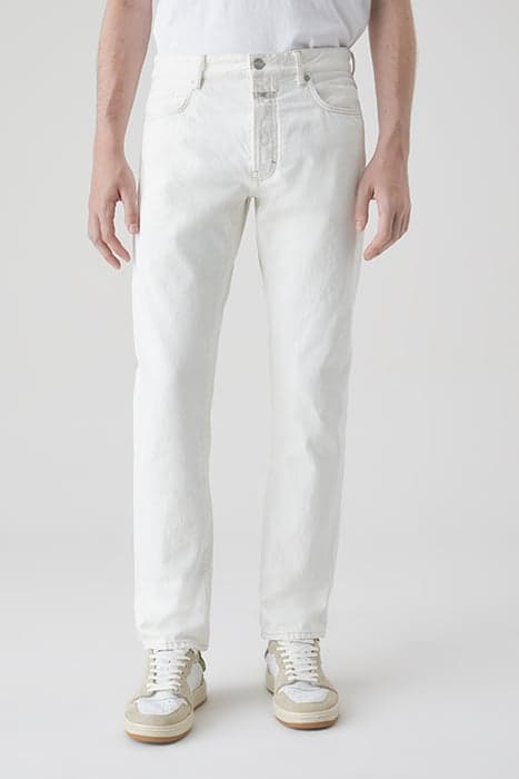 MEN OAKLAND STRAIGHT JEANS IVORY by Closed