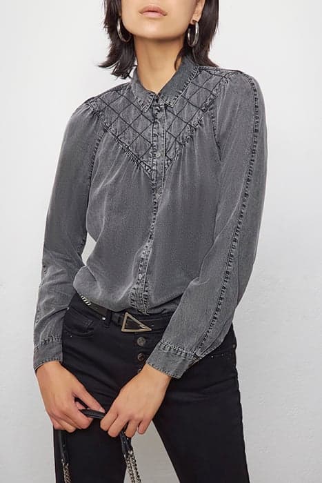 FADED GREY TENCEL SHIRT WITH QUILTED COLLAR by IKKS