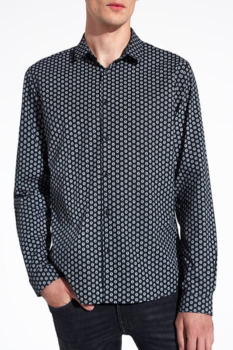 BLACK SKULL MOTIF SLIM SHIRT by IKKS