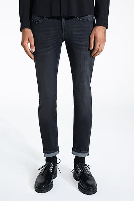 CHARCOAL ORGANIC COTTON DAVE SLIM JEANS by IKKS