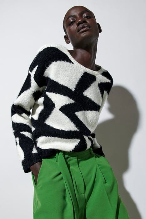 PULLOVER MIT GRAPHIC-INTARSIA MULTI by Luisa Cerano