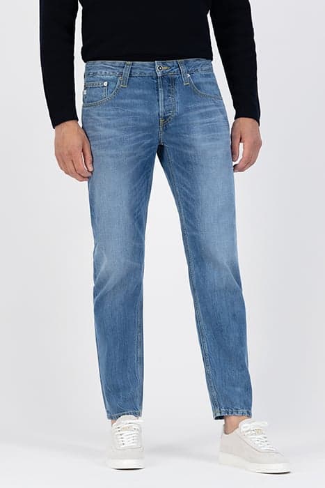 REGULAR DUNN STRETCH MEDIUM WORN by Mud Jeans