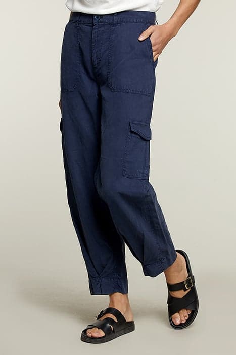 BLUE CROPPED CARGO PANTS BLUE by River Woods