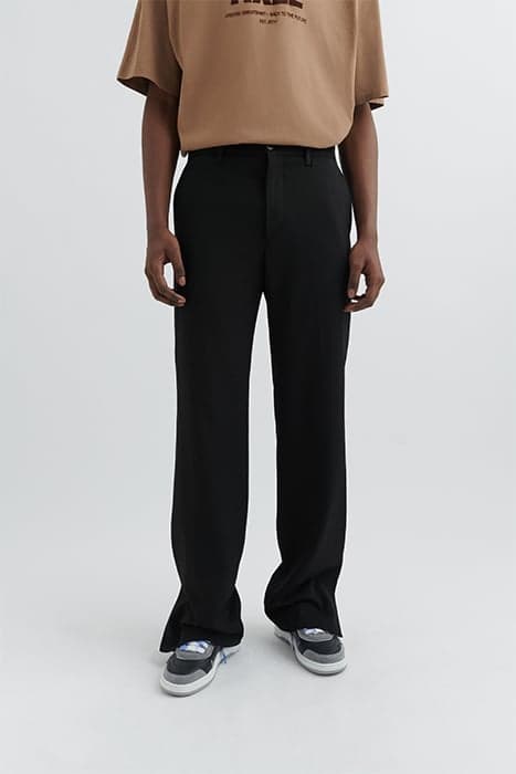 GRADE TROUSERS BLACK by Axel Arigato