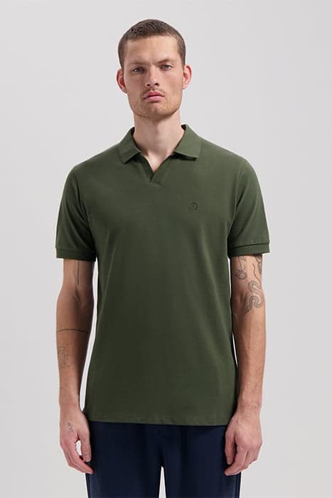 DS_BOWIE V-NECK POLO DARK ARMY by Dstrezzed