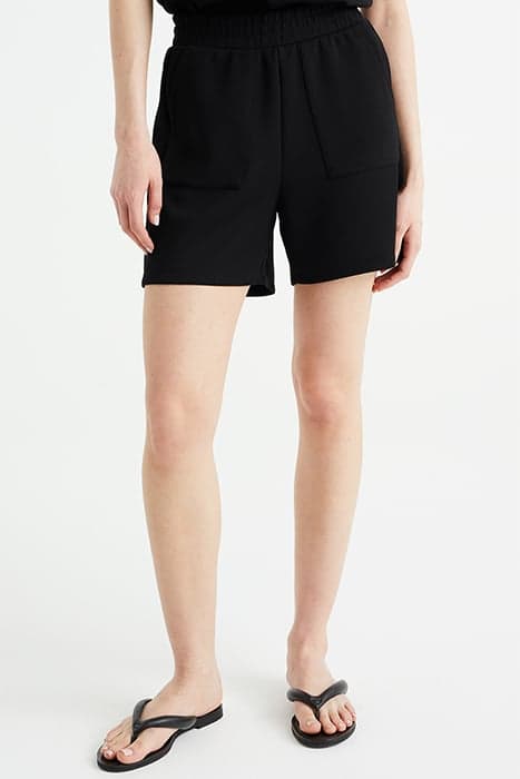 SHORT BLACK by WE Fashion