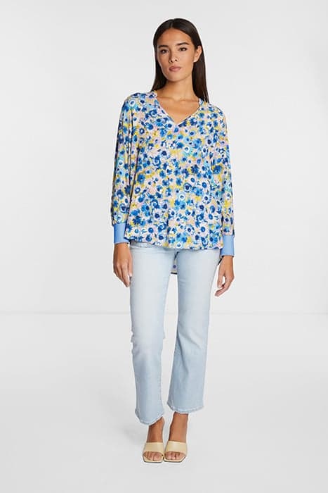 PRINTED V-NECK BLOUSE ARCTIC BLUE by Rich & Royal