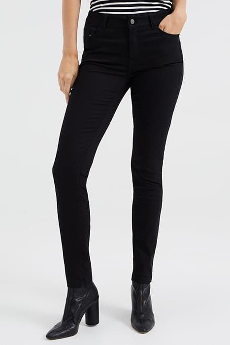 5-POCKET MID WAIST BLACK by WE Fashion