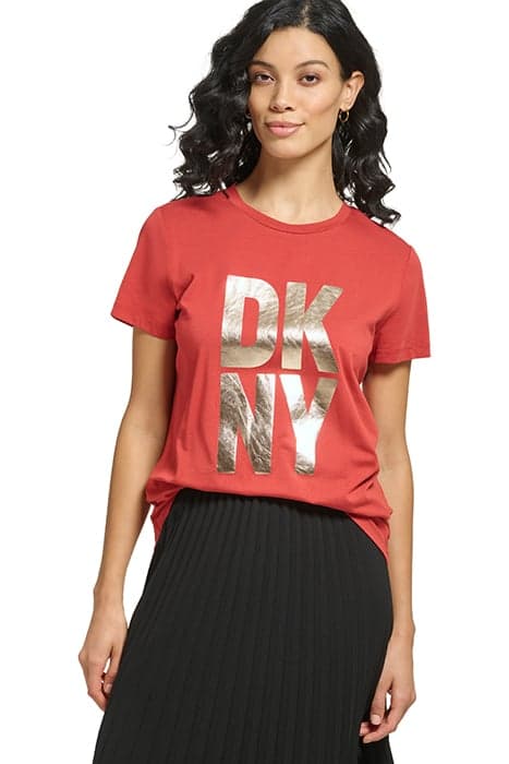 S/S STACK LOGO TEE RED OCHR by DKNY