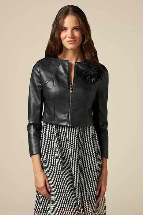 SHORT LEATHER-EFFECT JACKET WITH BROOCH BLACK by Oltre