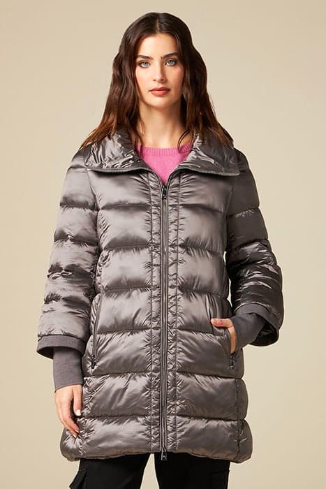 Eco-friendly midi down jacket by Oltre