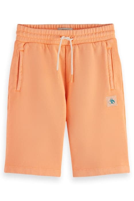 LONGER LENGTH - GARMENT-DYED SWEATSHORT NEON CORAL by Scotch & Soda