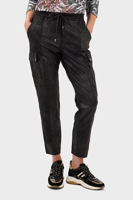 TROUSER WOVEN LONG 24001828 ALMOST BLACK by Sandwich