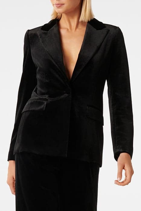 VICTORIA VELVET BLAZER BLACK by Forever New