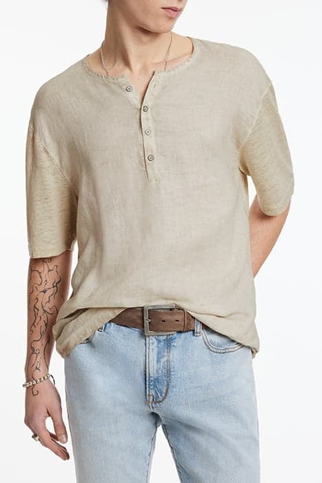 DYER REGULAR FIT SS HENLEY WITH WOVEN PA OAT by John Varvatos