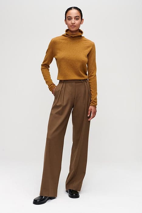 VARTAN ROLL NECK BRONZE by Zenggi