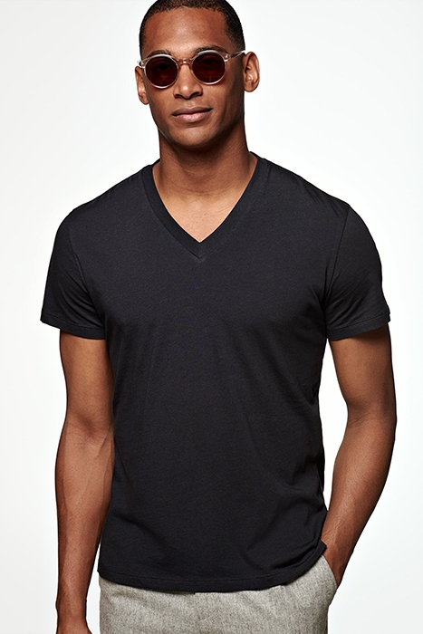 NAVY V-NECK T-SHIRT 1