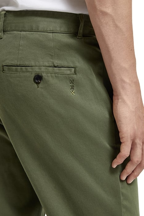 DRIFT GARMENT-DYED STRETCH TWILL CHINO ARMY 7