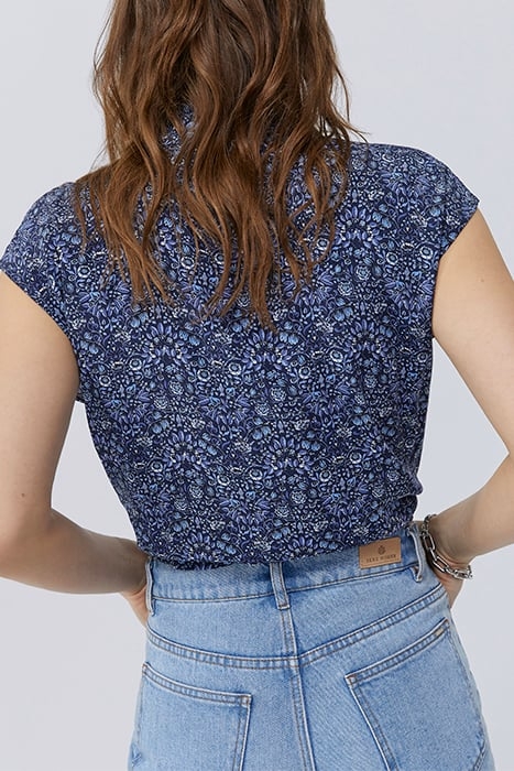 NAVY FRONT-TIED TOP WITH BLUE FLOWER PRINT 2