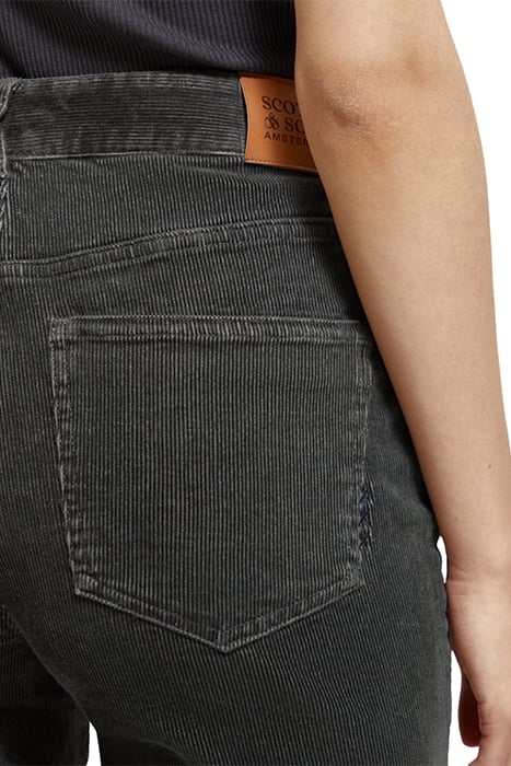 THE CHARM - HIGH RISE FLARED PANTS IN GARMENT DYE CORDUROY A 7