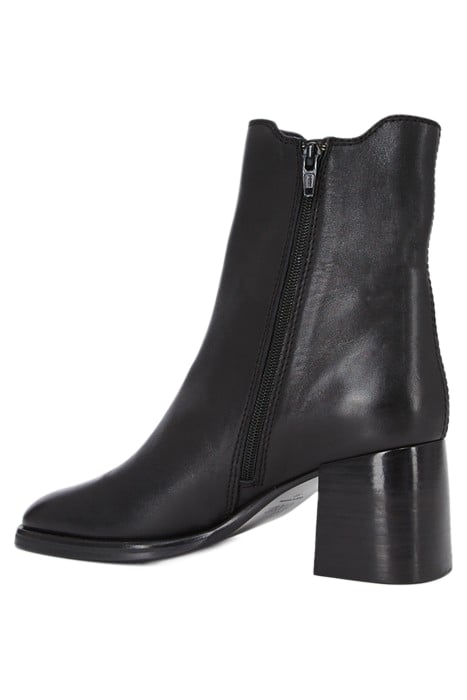 LEATHER ANKLE BOOTS WITH ZIP BLACK 2