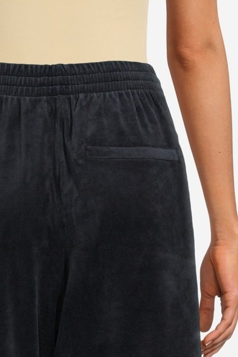 VELOUR TRACKPANTS NIGHT BLUE 4