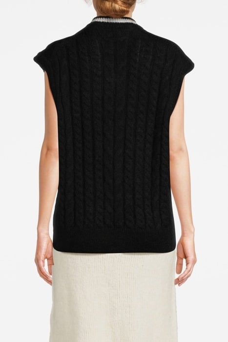 BRAIDED MOHAIR VEST BLACK 2