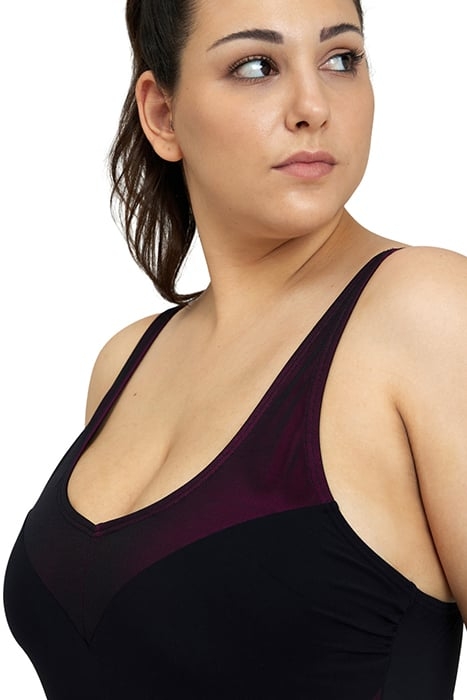 W ISABEL LIGHT CROSS BACK ONE PIECE PLUS BLACK-WHITE 8