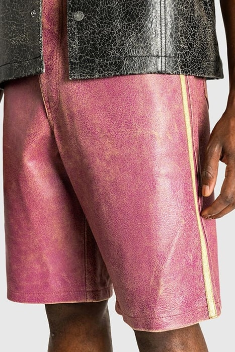 GUESS USA – CRACKLE LEATHER SHORT DISTRESSED DAMSON MULTI 4