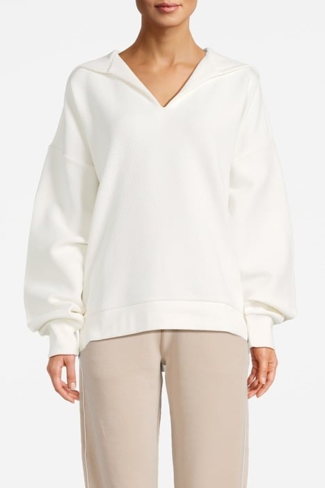 MOON CLASSIC HOODIE MARSHMELLOW 1