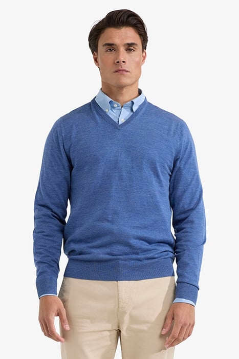 FINE MERINO V-NECK SWEATER VINTAGE BLUE 1