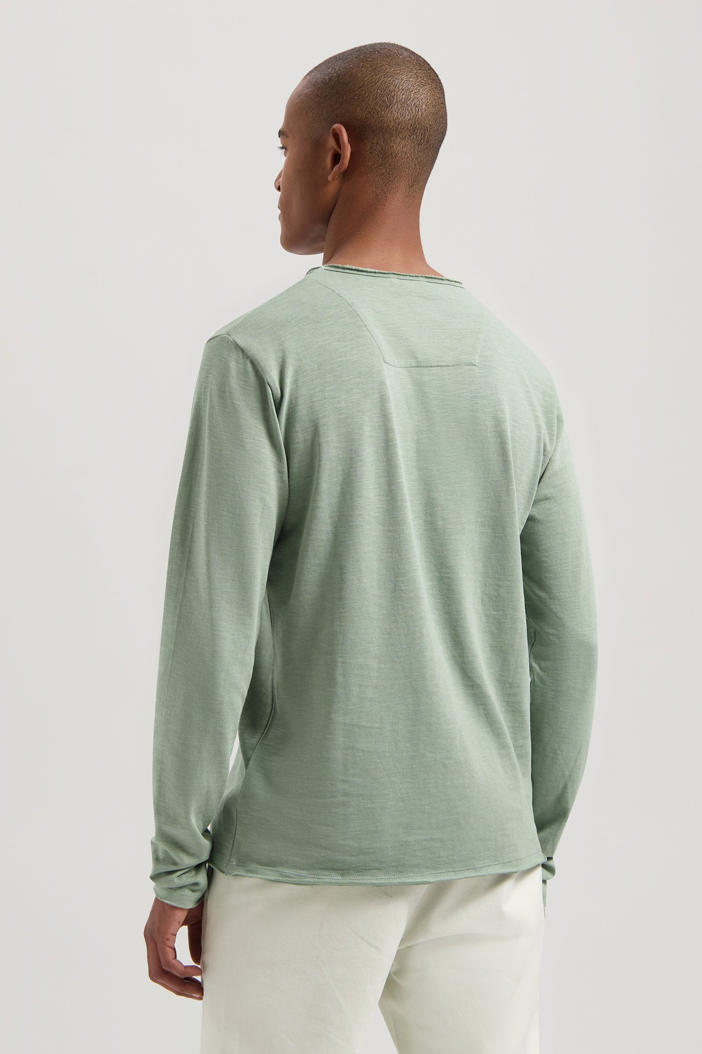 DS_NEWMAN CREW LILY PAD 2