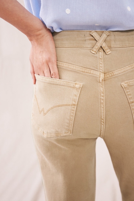 KATY RELAXED SLIM JEANS NAT 2