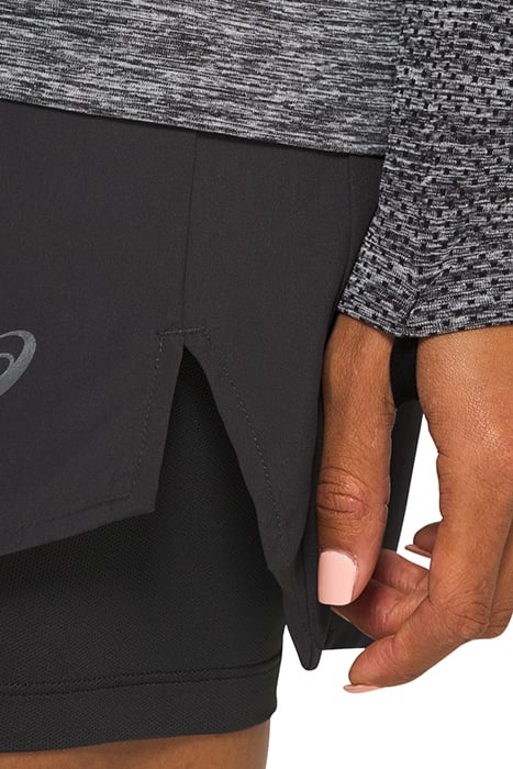 RACE SEAMLESS LS PERFORMANCE BLACK 5