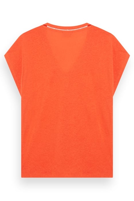 V-NECK LADDER DETAIL LOOSE FIT T-SHIRT CANDY RED 2